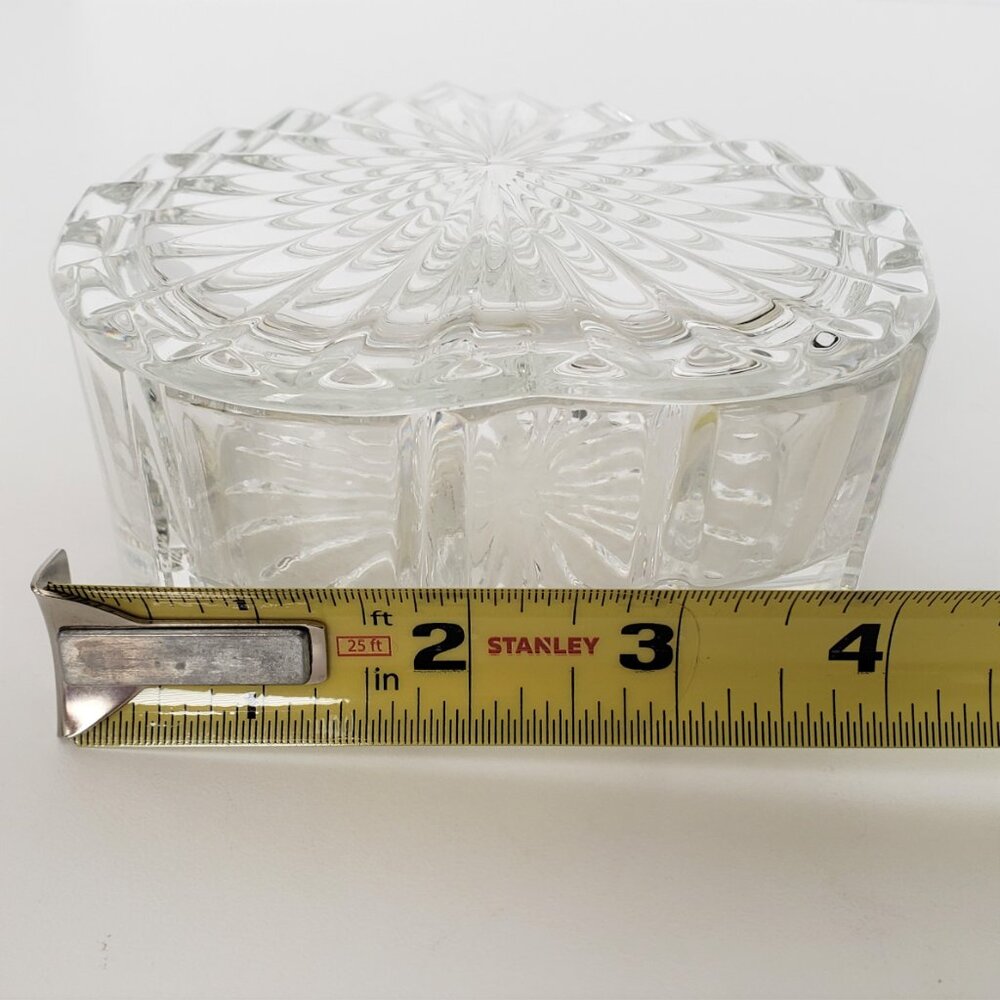 Mikasa Heavy Heart Shaped Clear Glass Gift Jewelry Box with Lid, New and Unused - Picture 4 of 7